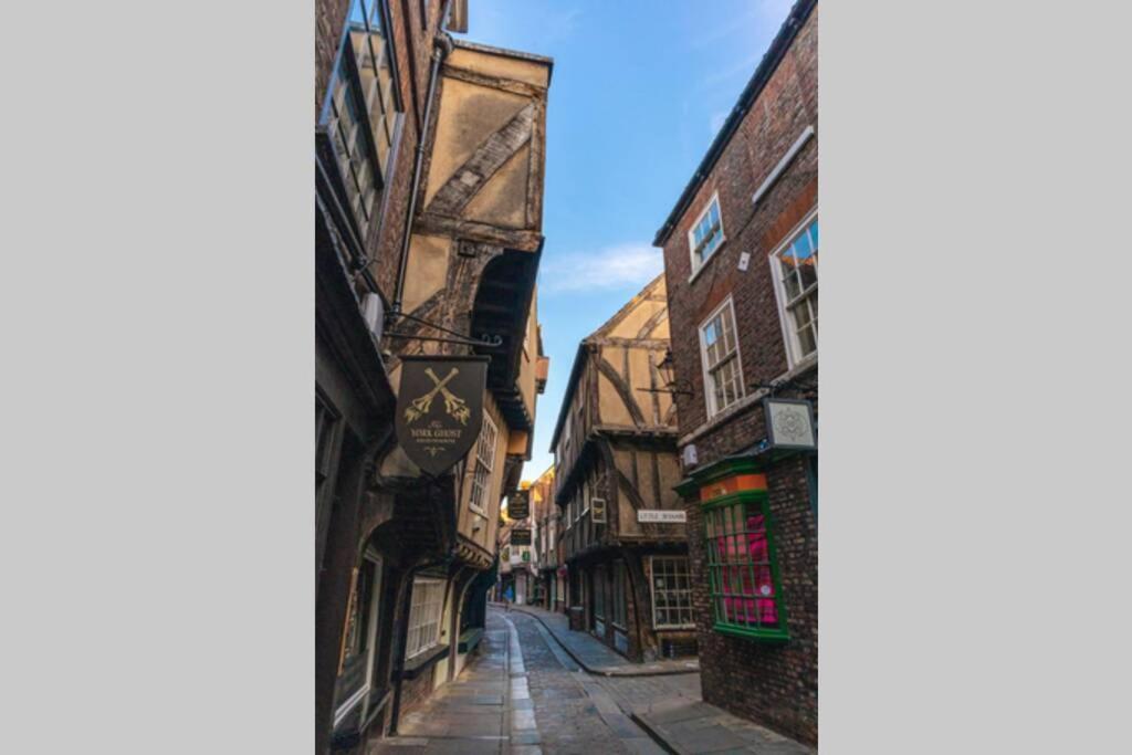 Luxury One Bedroom Apartment Within The City Walls York Exteriér fotografie